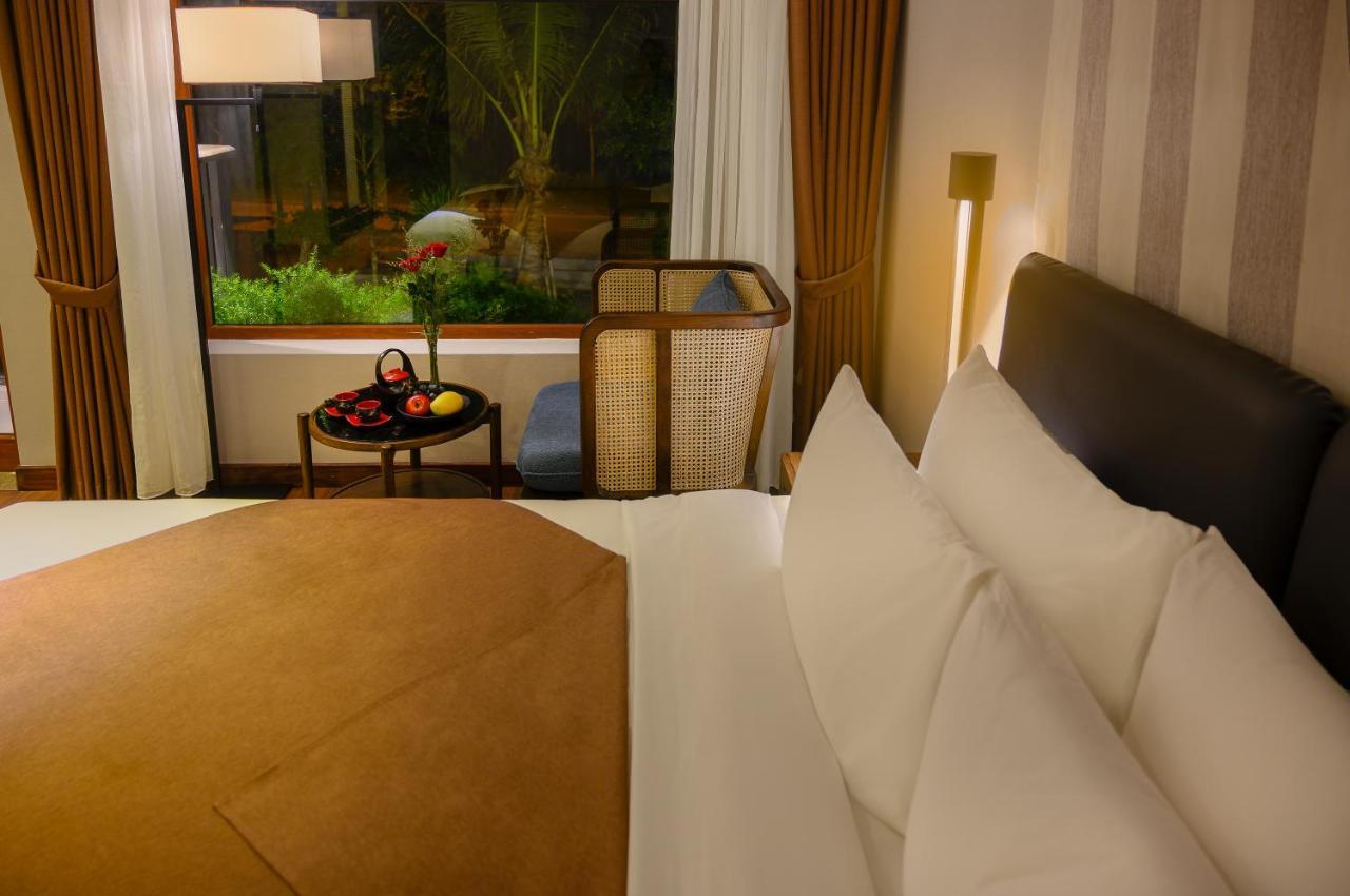 The Blossom Hoi An Ocean Front Hotel & Spa Εξωτερικό φωτογραφία
