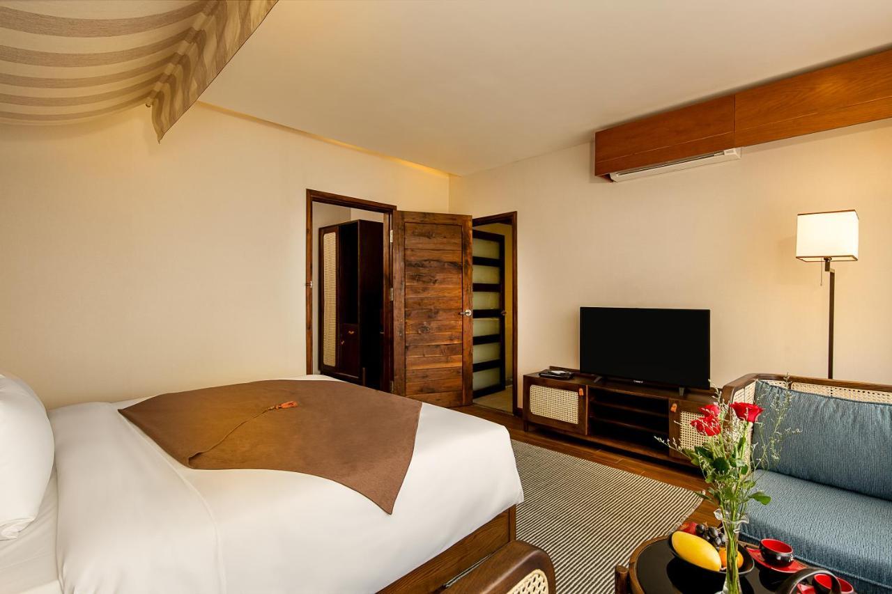 The Blossom Hoi An Ocean Front Hotel & Spa Εξωτερικό φωτογραφία