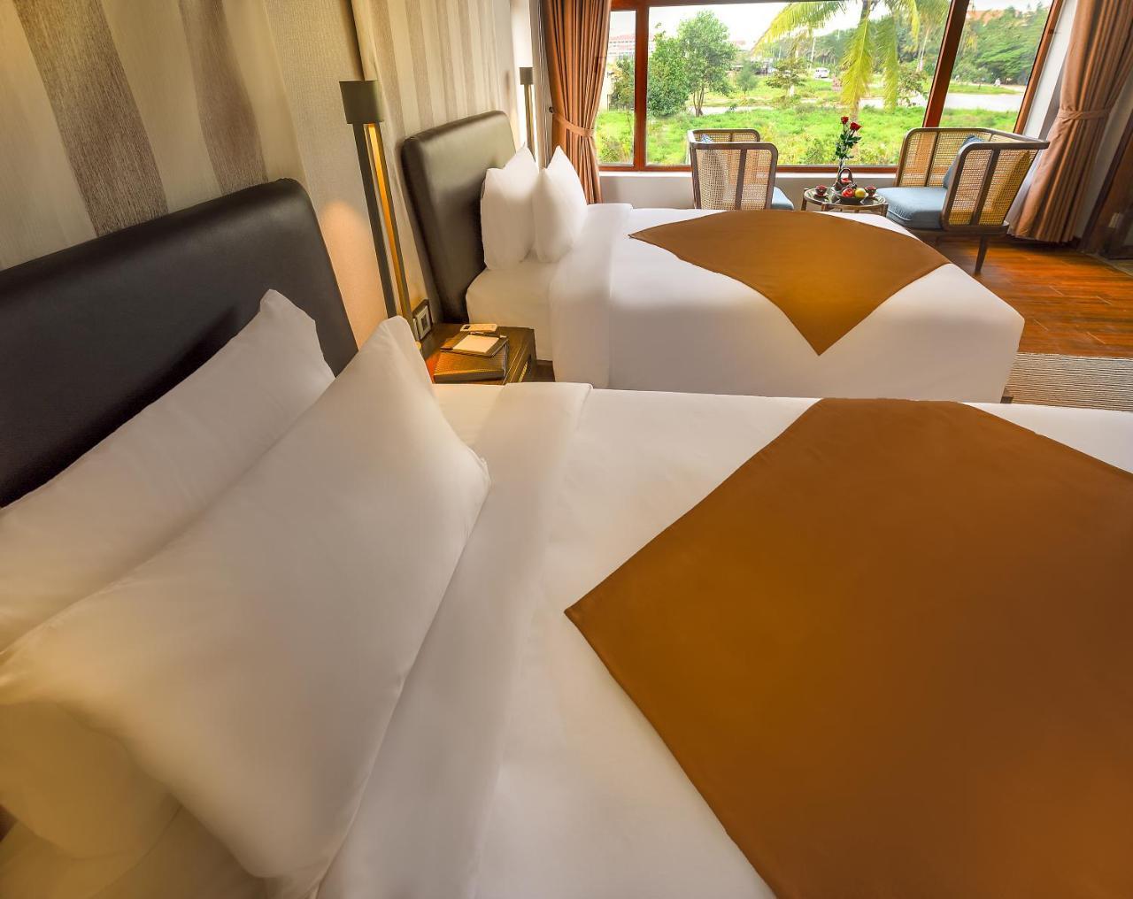 The Blossom Hoi An Ocean Front Hotel & Spa Εξωτερικό φωτογραφία